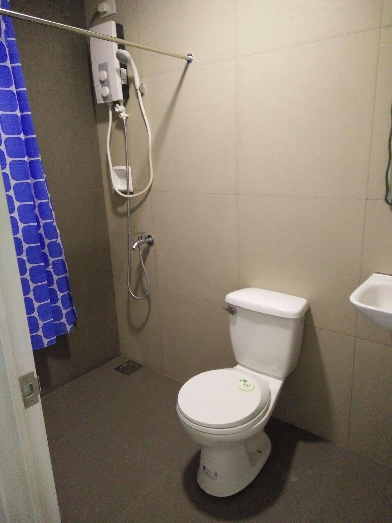 Rf Suites Cebu Esterno foto